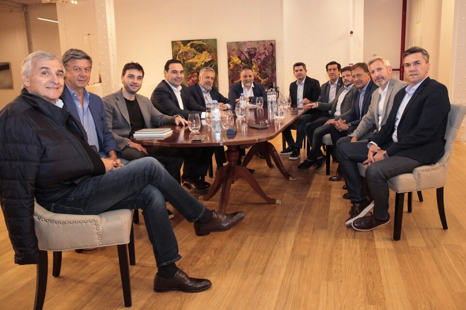 La liga de gobernadores de JxC se reunió en la Casa de Corrientes. (Fuente: Télam)