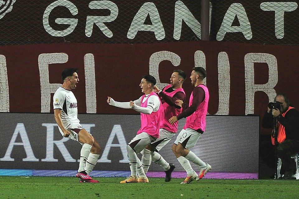 Copa De La Liga: Belgrano Cayó Con Lanús, Pero Sigue Bien Arriba ...