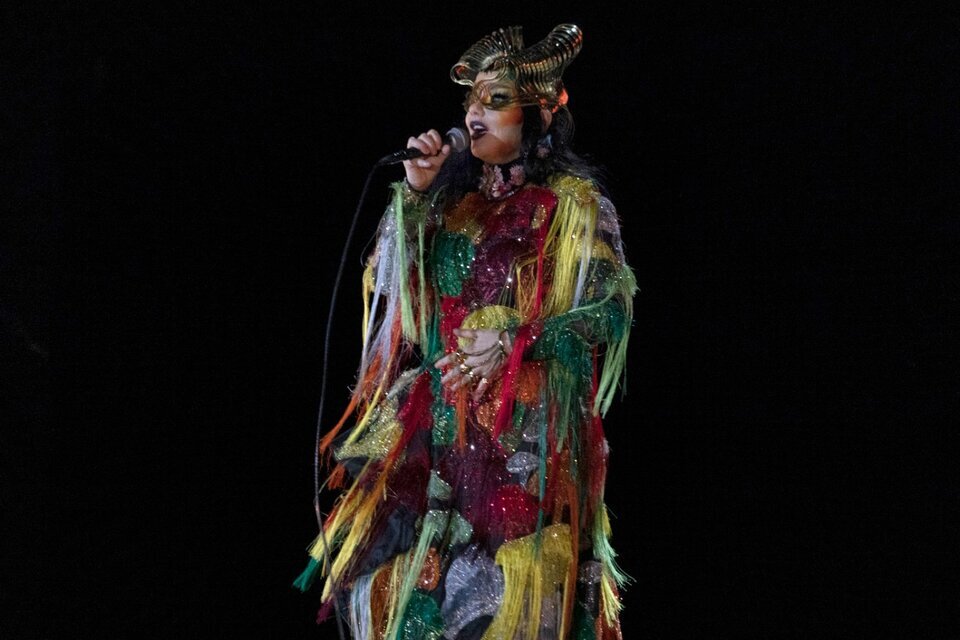 Björk nació el 21 de noviembre de 1965.