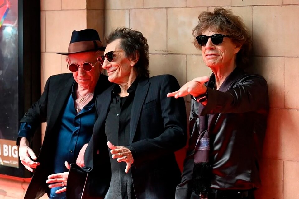 Richards, Wood y Jagger: "Tenemos algunos otros temas realmente geniales grabados con Charlie Watts."
