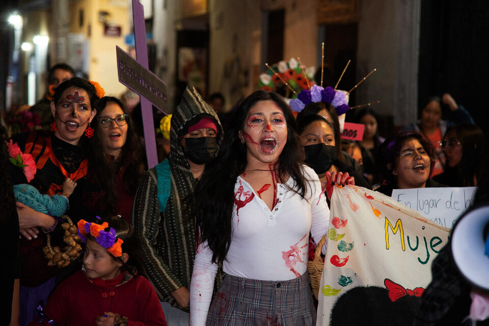 La marcha de Las Catrinas contra los femicidios en el sureste de México  (Fuente: EFE)