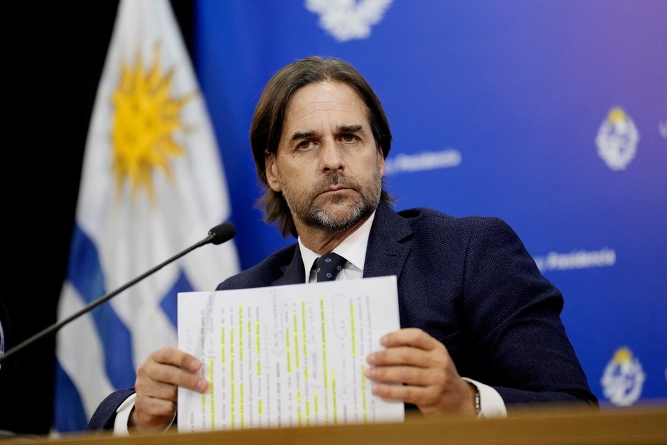 El presidente Lacalle Pou habló como si nada irregular hubiese pasado. (Fuente: AFP)