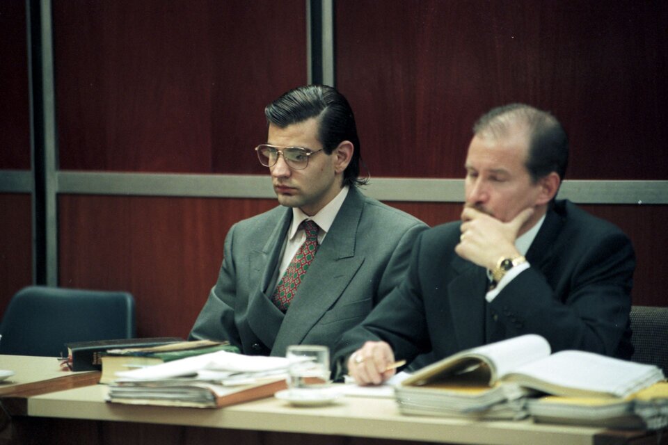 "Concheto" Álvarez durante el juicio oral por el asesinato del empresario Bernardo Loitegui, el 31 de agosto de 1998. (Fuente: Télam)