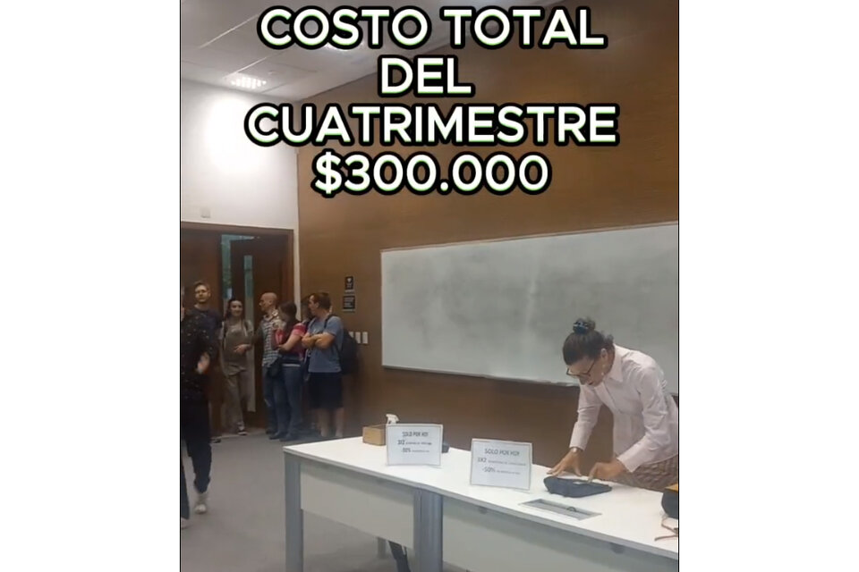 787097-costocarreras