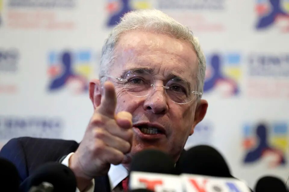 Alnvro Uribe, denunciado en Argentina bajo el principio de jurisdicción universal . (Fuente: EFE)
