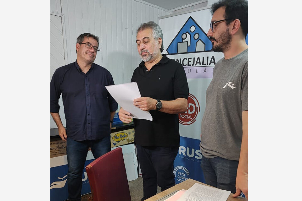 Nire Roldán, de la Concejalía Popular, y el diputado nacional Germán Martínez