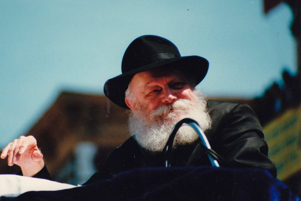 El rabino que admira Milei murió en 1994 a los 92 años.  (Fuente: AFP)