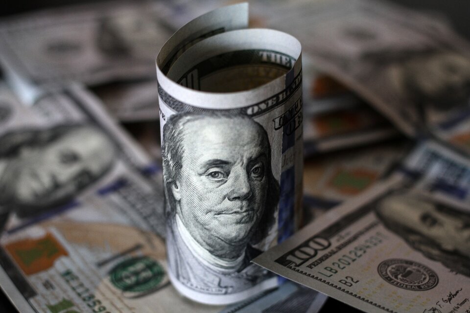 El sector privado no financiero fue comprador neto de moneda extranjera por 346 millones de dólares (Fuente: Carolina Camps)