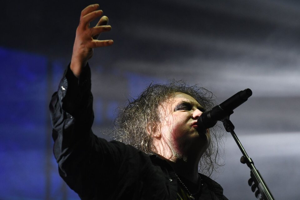 "Volveremos a vernos pronto”, aseguró Robert Smith al final del show. (Fuente: Pablo Añeli / Télam)