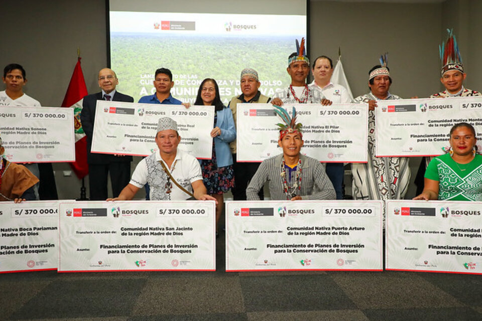 Perú entrega más de un millón de dólares a comunidades nativas para conservar sus bosques (Fuente: Gobierno de Perú/Minam)