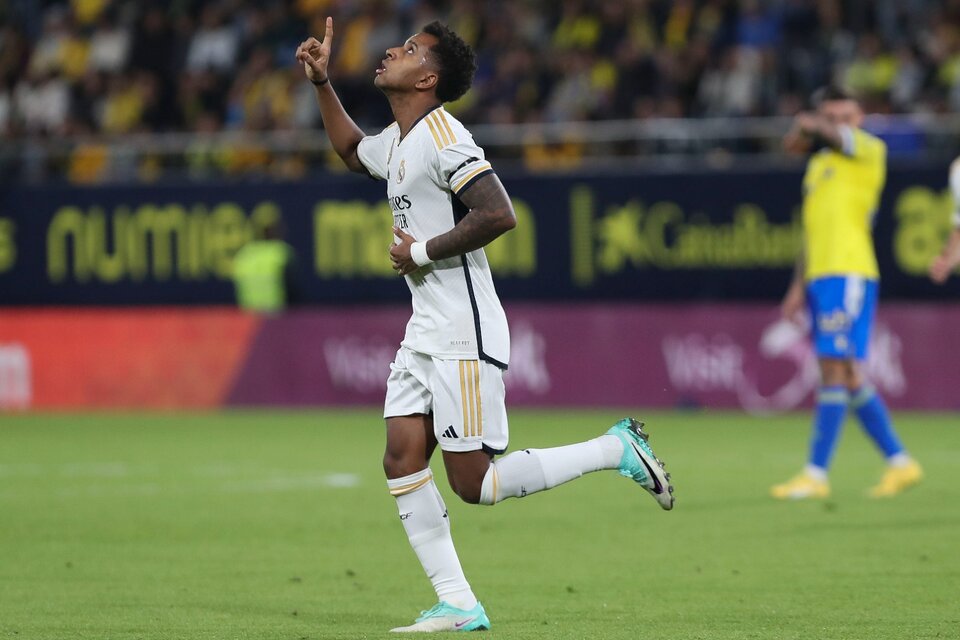 El brasileño Rodrygo marcó un doblete para el Merengue (Fuente: EFE)
