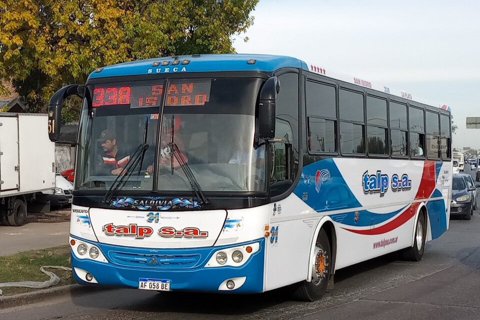 Se levantó el paro de colectivos (Fuente: @AtrasMire)