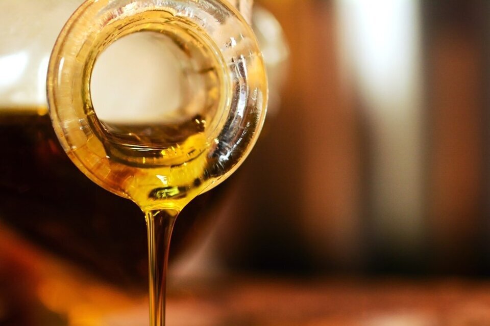 La Anmat prohibió la elaboración, fraccionamiento y comercialización de una marca de aceite de oliva.