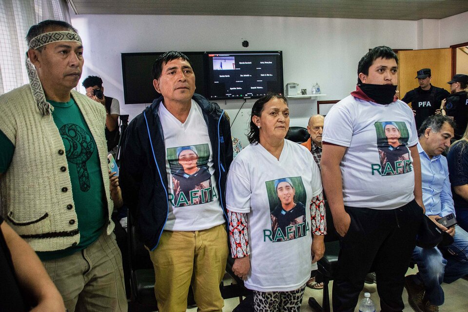 La familia del joven asesinado en 2017, en la última audiencia del juicio. (Fuente: Télam)