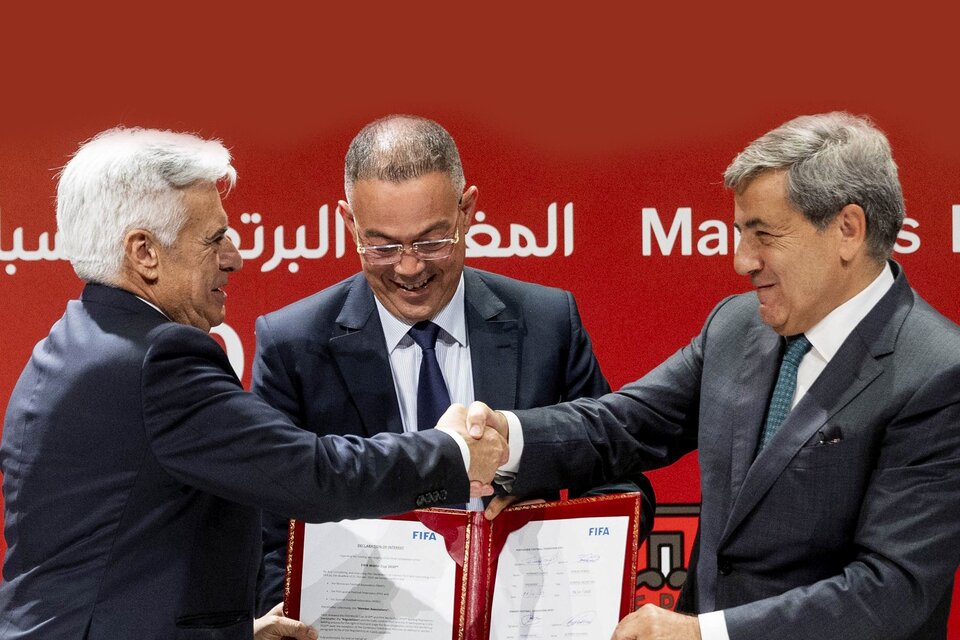 El acuerdo firmado por los tres presidentes de las federaciones (Fuente: @RFEF)