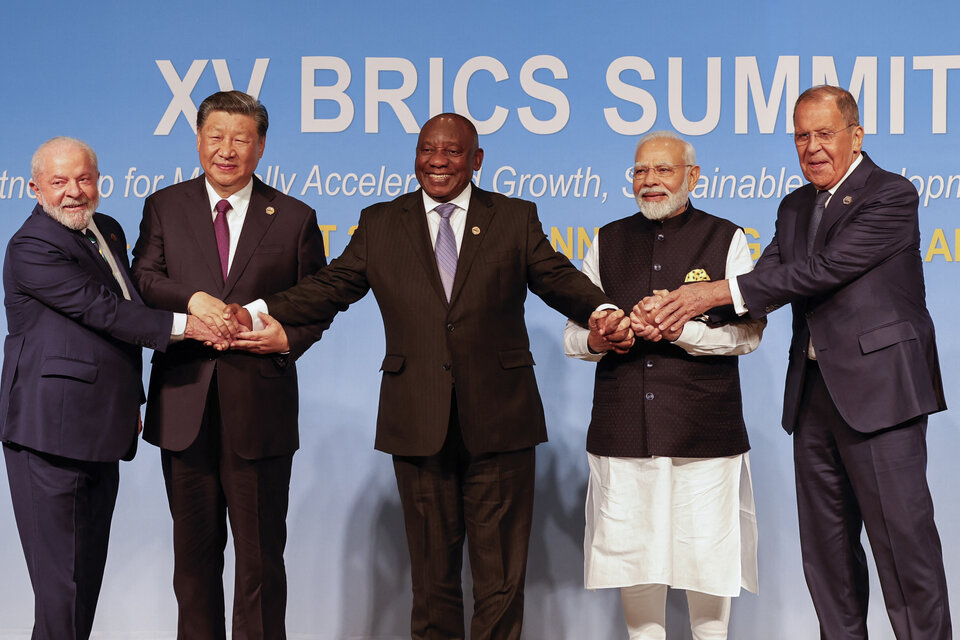 Luiz Inacio Lula da Silva, Xi Jinping, Cyril Ramaphosa, Narendra Modi y Sergei Lavrov en Johannesburgo. (Fuente: AFP)