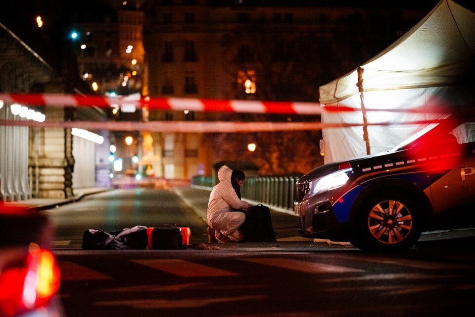 Un terrorista islámico mató a un turista en París e hirió a otras dos personas. (Fuente: AFP)