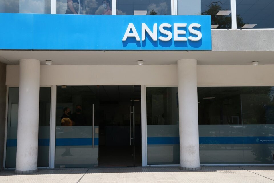 796487-794583-792896-anses-0-0