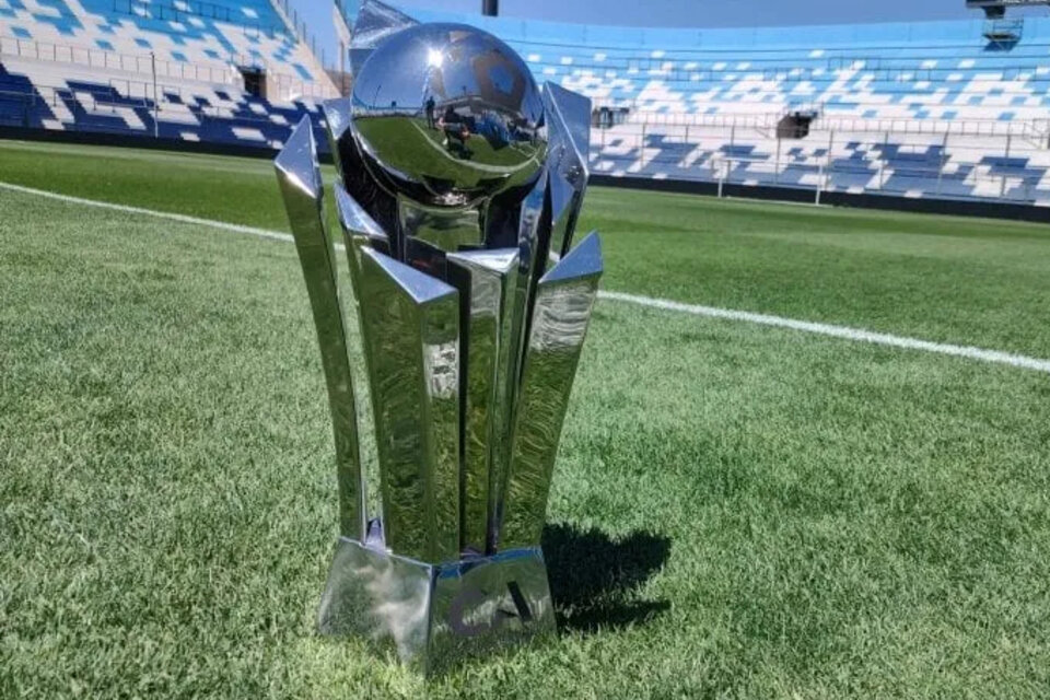 Trofeo de la Copa Argentina.