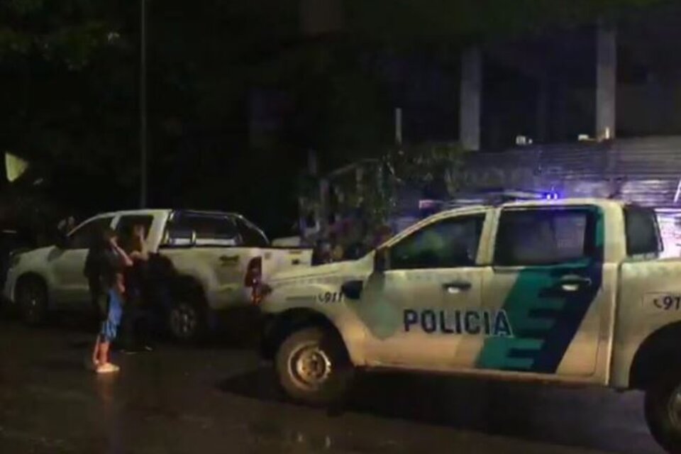 Femicidio en La Plata: golpeó a una adolescente de 15 años y la tiró desde el balcón