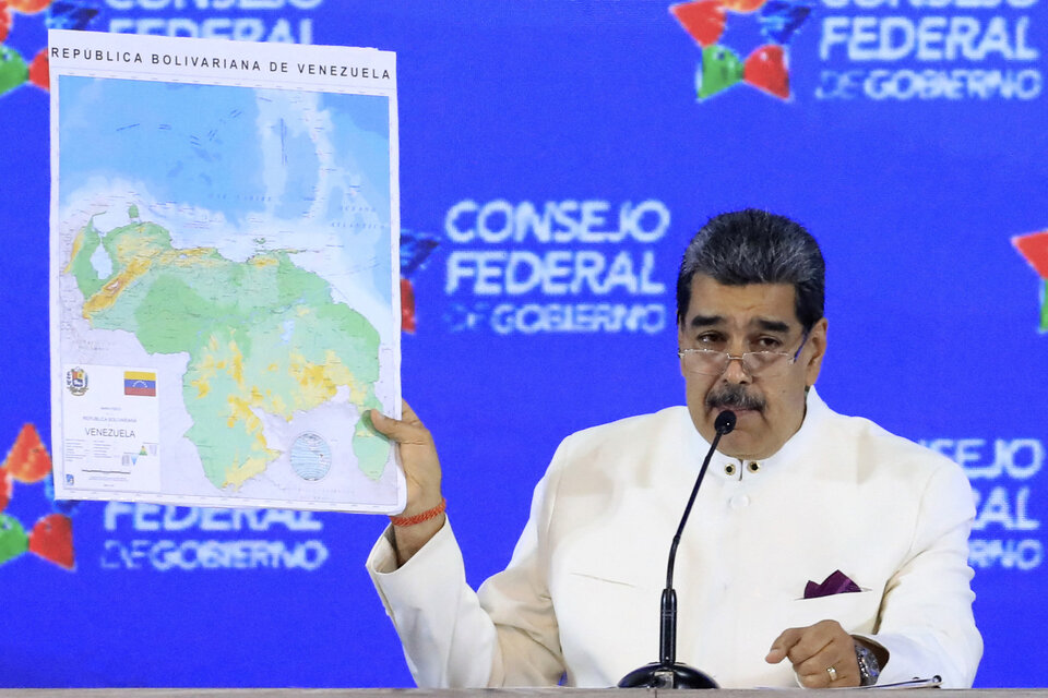 Nicolás Maduro presentó el nuevo mapa de Venzuela. (Fuente: AFP)