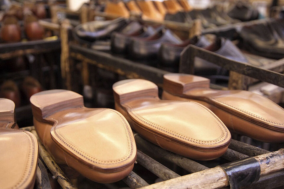 La industria del calzado vuelve a sentir los cimbronazos de las medidas nacionales. 