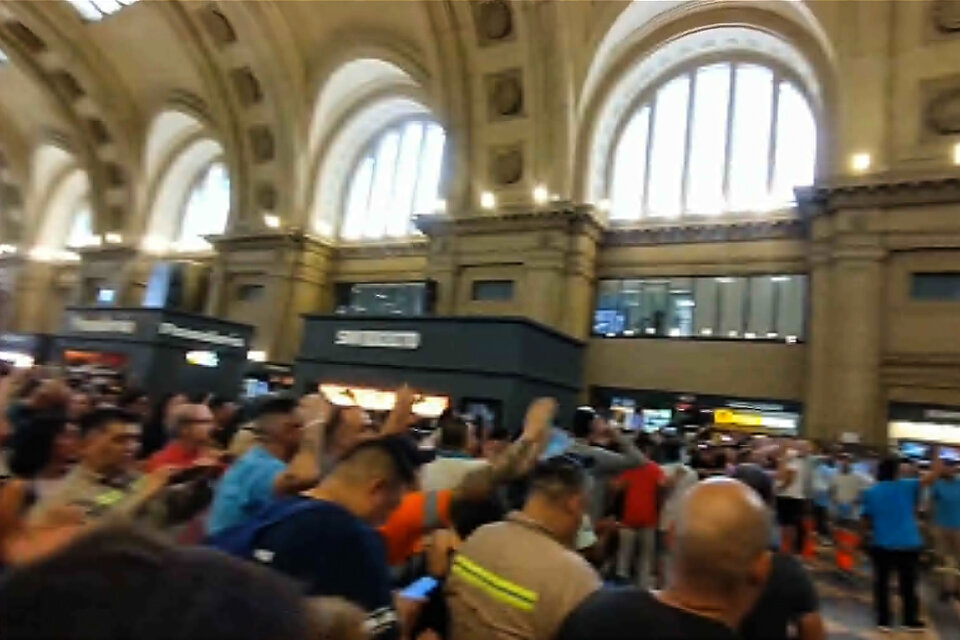 Protesta en Constitución en defensa de los trenes (Fuente: Captura de pantalla)