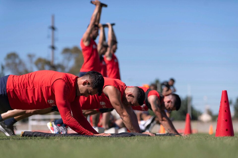 El rojo volvió rápido a las prácticas y con varias caras nuevas (Fuente: Prensa Independiente)