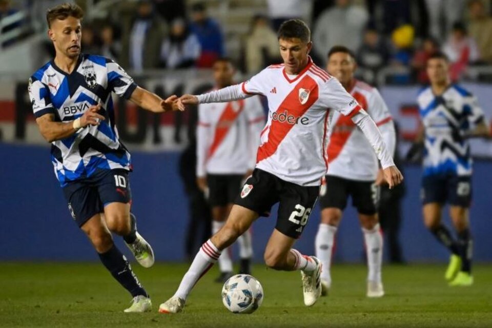River: así fue el golazo de Herrera que selló el empate con Monterrey sobre el final 