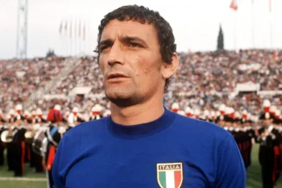 Gigi Riva, leyenda del fútbol italiano.