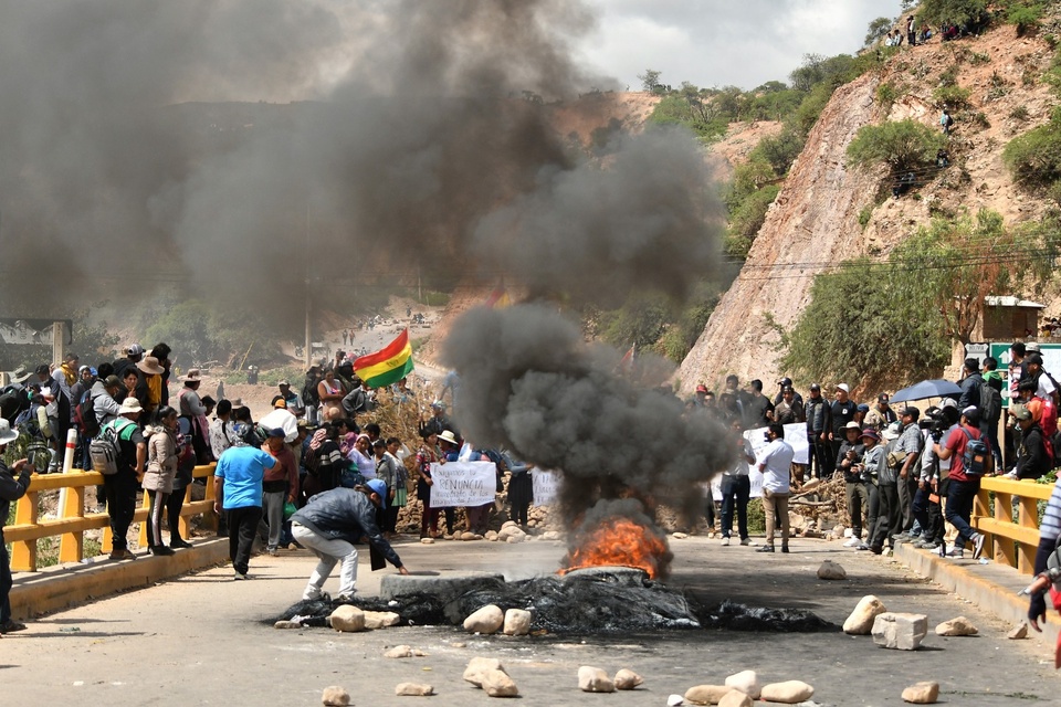 Bolivia: crece la protesta en apoyo a Evo Morales con nuevos cortes de ruta  | Los bloqueos contra la inhabilitación del expresidente dejan dos civiles  muertos | Página|12