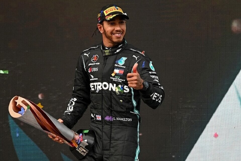 Hamilton cobrará un poco menos que Verstappen en Red Bull (Fuente: AFP)