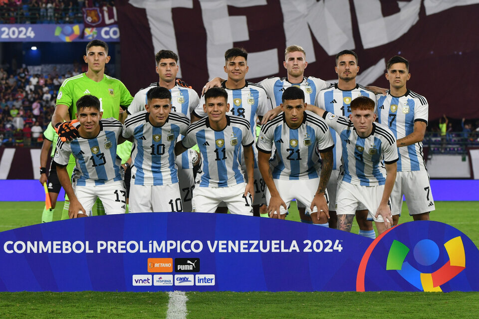 La selección argentina Sub-23 busca clasificar a los Juegos Olímpicos París 2024. (Fuente: @Argentina)
