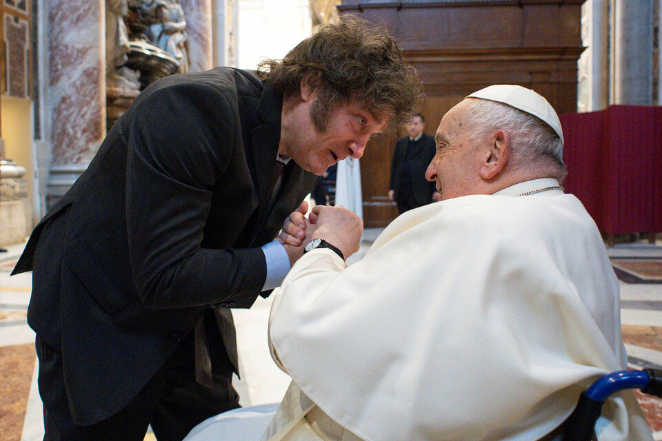"Te cortaste el pelo", le dijo el Papa a Milei. (Fuente: NA)
