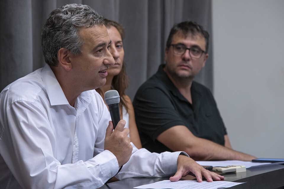 Sebastián Chale, secretario de Gobierno, y el intendente Pablo Javkin.
