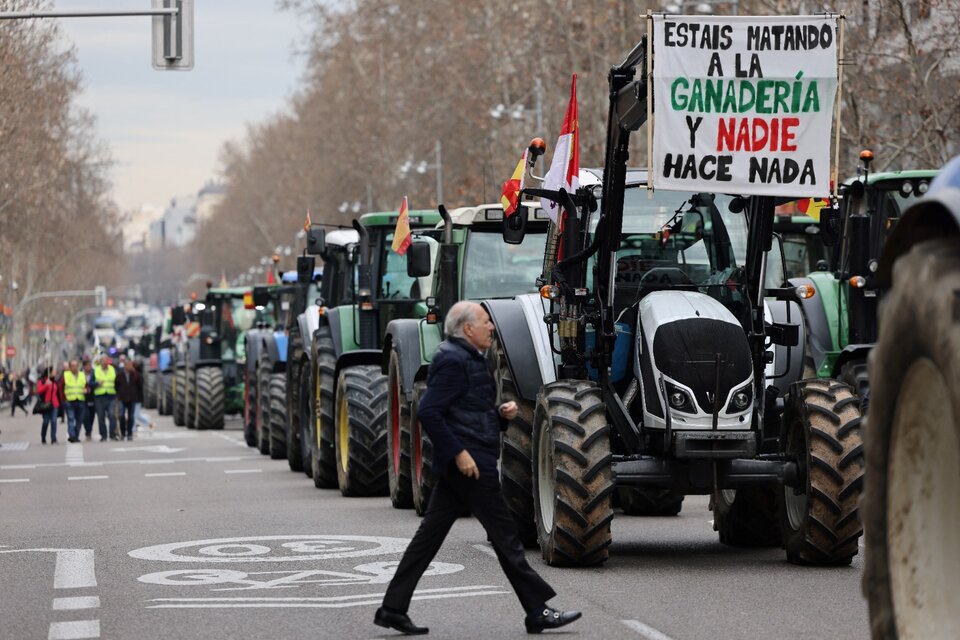 Tractorazo en la Plaza de la Independencia de Madrid. (Fuente: AFP)