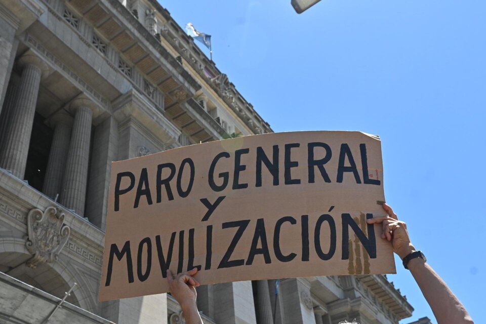 Argentina en paro: cuándo son las medidas y reclamos de sanidad, estatales, docentes, CGT y protestas sociales (Fuente: Télam)