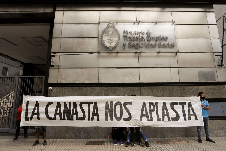 Indemnización laboral: qué es, cómo se paga y cómo funciona la ley en Argentina   (Fuente: NA)