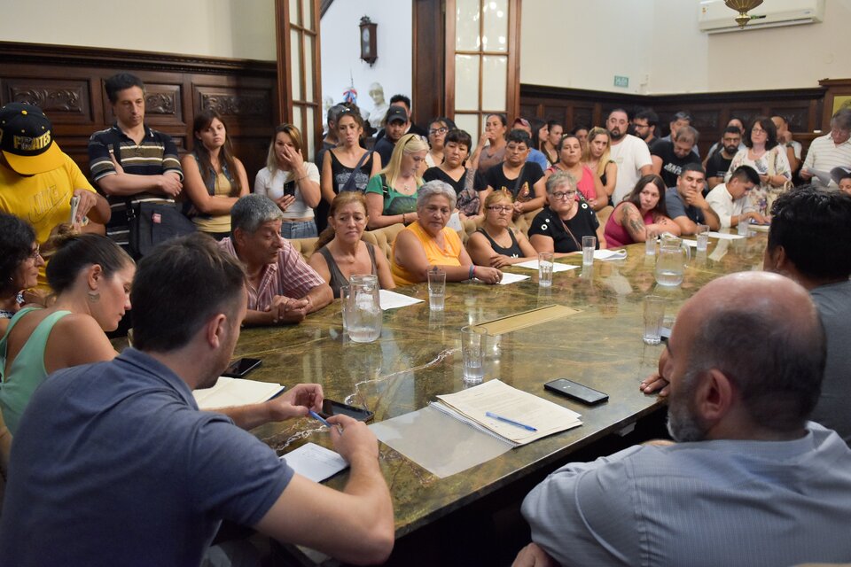 Encuentro de concejales con organizaciones comunitarias.