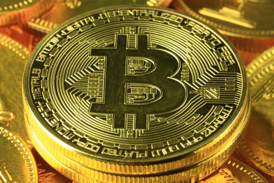 El Bitcoin Se Acerca A La Cotización Record | Llegó A Tocar Los 67 Mil ...