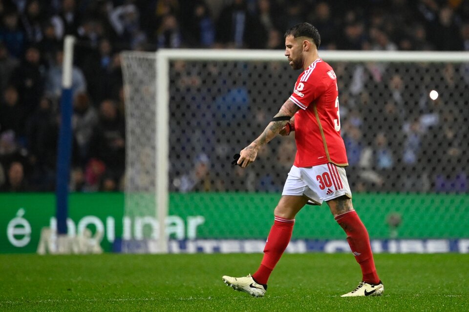 Otamendi se desempeña en Benfica de Portugal.
