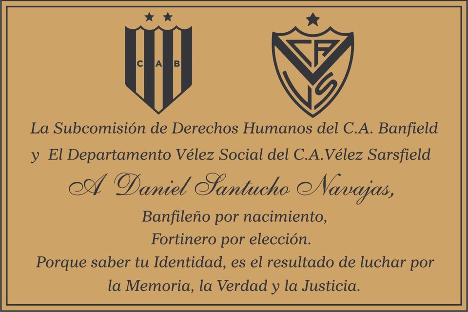 La plaqueta que le entregaron a Santucho Navajas.