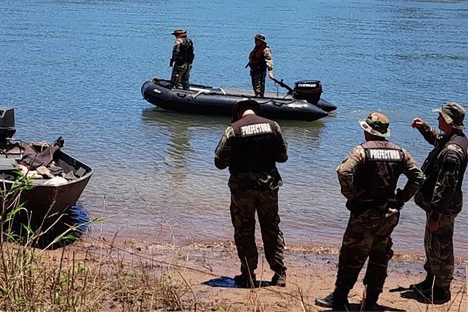 Encontraron sin vida a uno de los jóvenes que cayeron al Río Paraná cerca de Rosario (Fuente: NA)