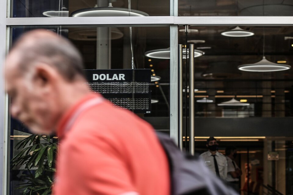 Cada vez hay más financistas de la city que dicen que el dólar está atrasado  (Fuente: Dafne Gentinetta)