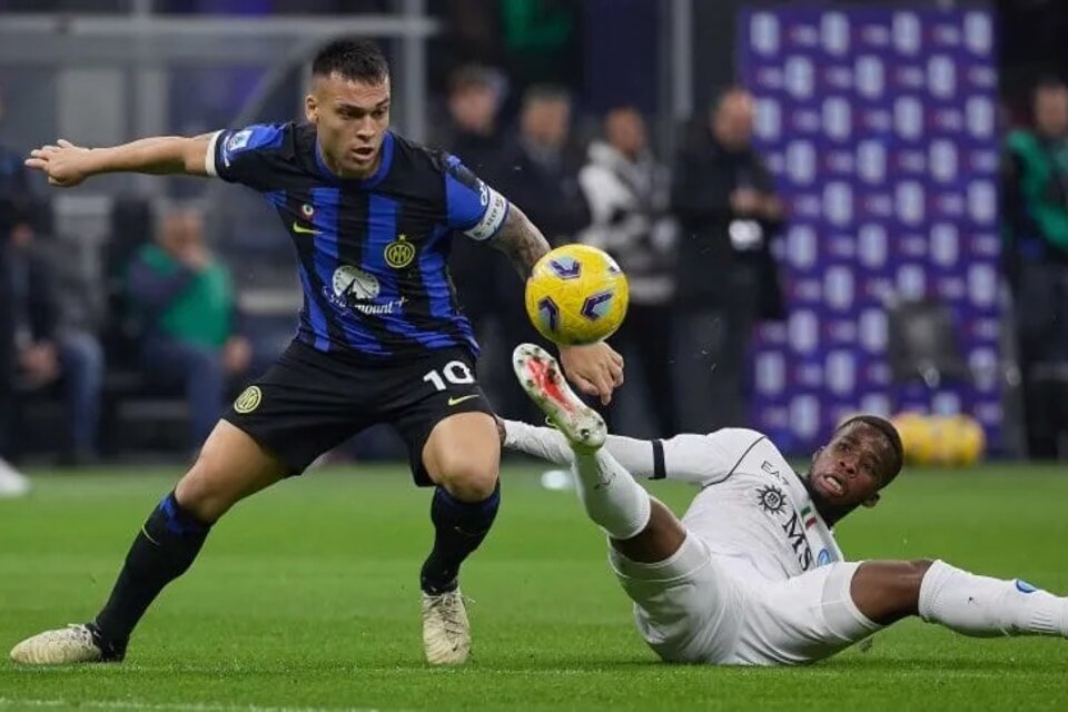 Inter igualó con Napoli y sigue liderando cómodo la Serie A de Italia