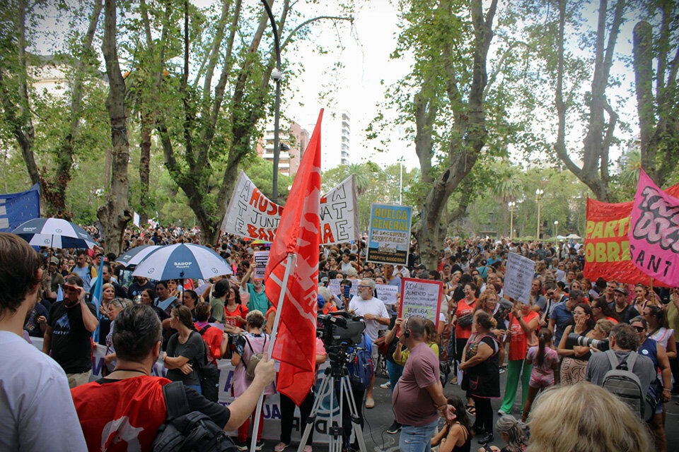 La marcha partió de plaza 25 de Mayo hasta la San Martín. (Fuente: Prensa ATE)