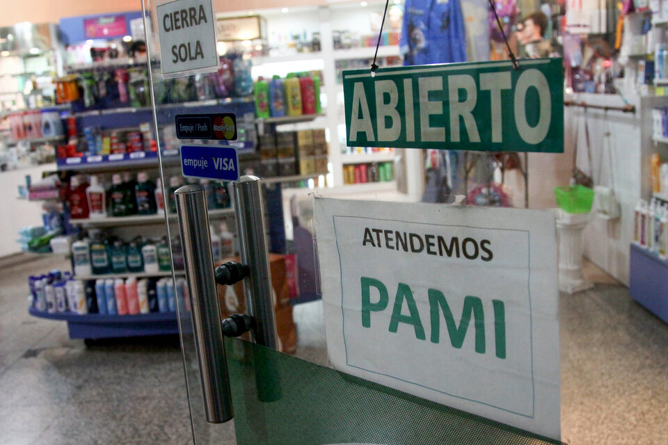 El PAMI aplicó recortes en la cantidad de remedios gratuitos. (Fuente: Jorge Larrosa)
