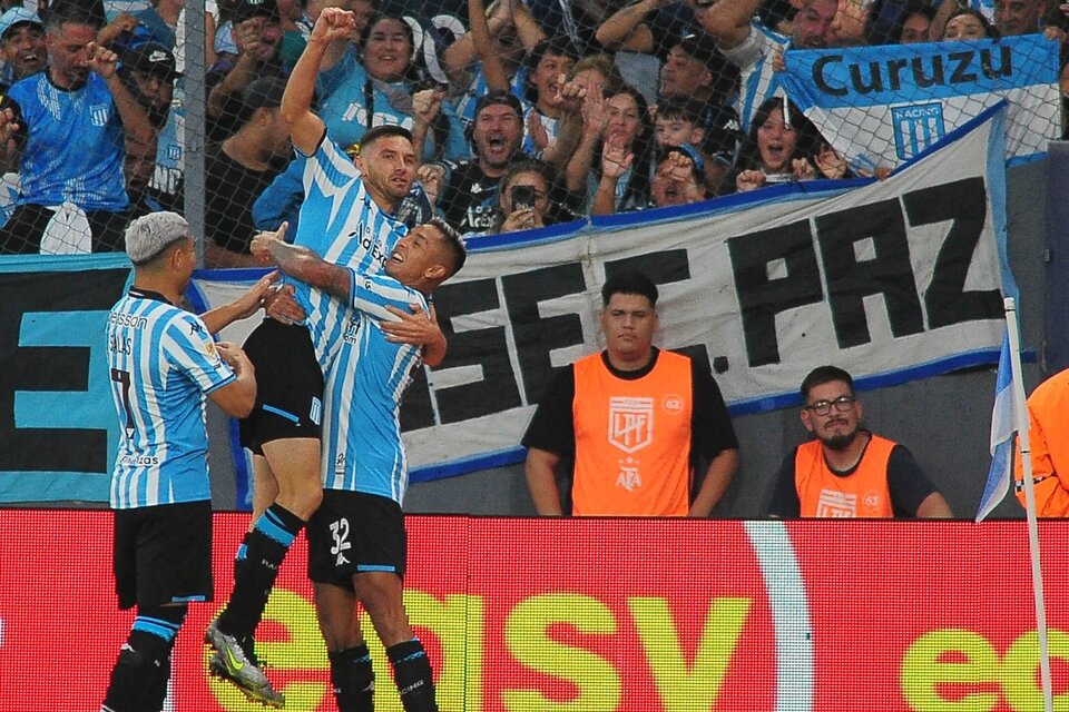 Maravilla Martínez sigue su racha goleadora. (Fuente: Fotobaires)