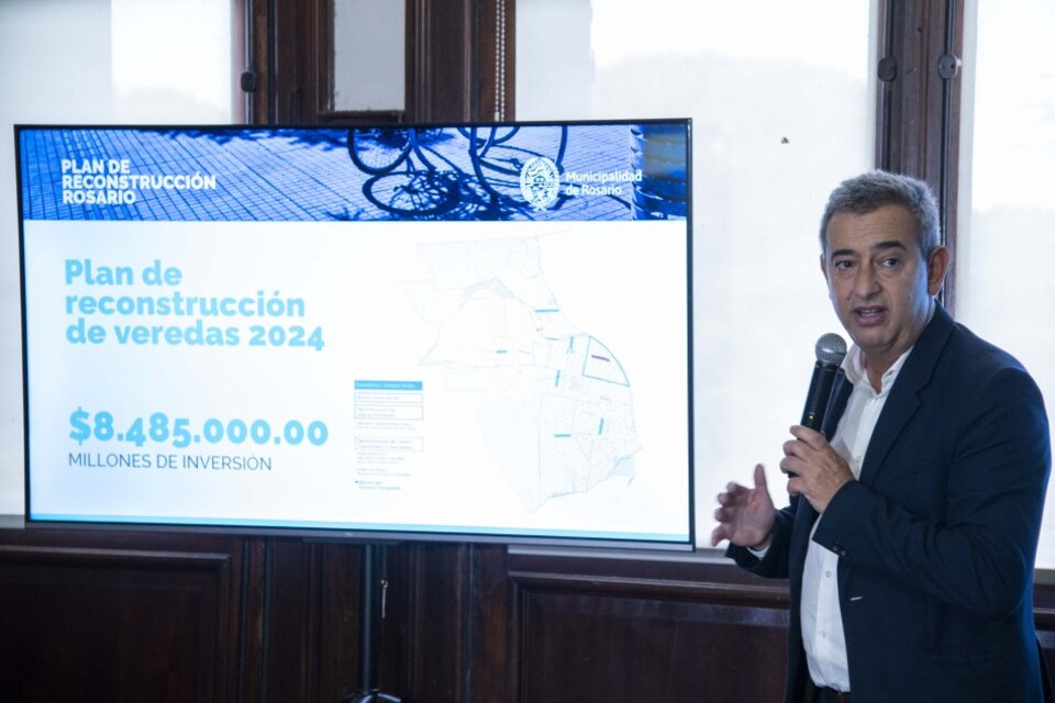 El intendente presentó ayer el plan de veredas 2024