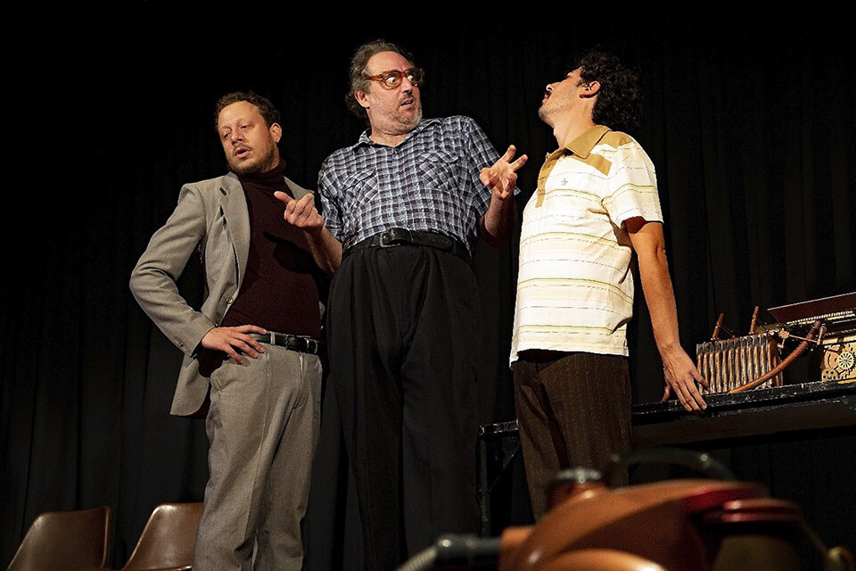 Juan Nemirovsky, Juan Rodríguez y Martín Fumiato protagonizan la obra.